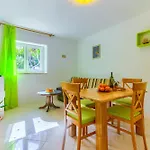 Apartman 2-bdr With Shared Garden 3 Min Walk To Split