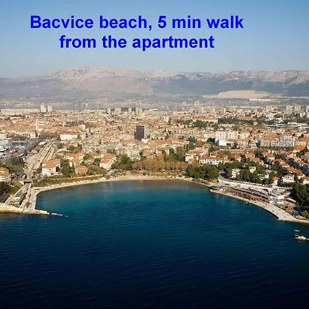 아파트 2-bdr With Shared Garden 3 Min Walk To *