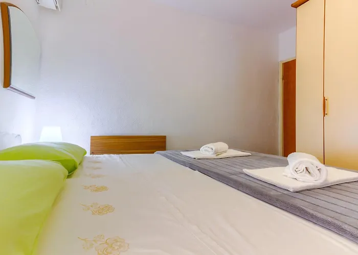 Apartmán 2-bdr With Shared Garden 3 Min Walk To *