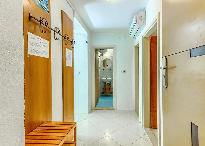 Apartmán 2-bdr With Shared Garden 3 Min Walk To