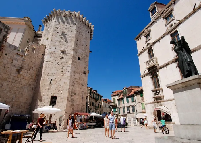 Apartmán 2-bdr With Shared Garden 3 Min Walk To